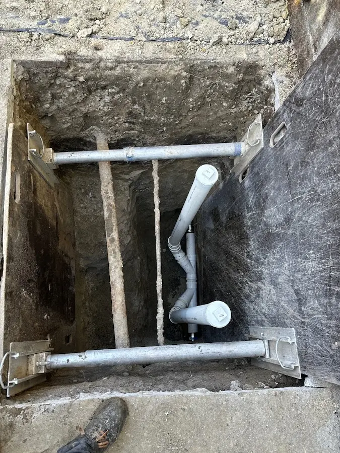 Experienced plumber completing Gas Line Repair work in Raton